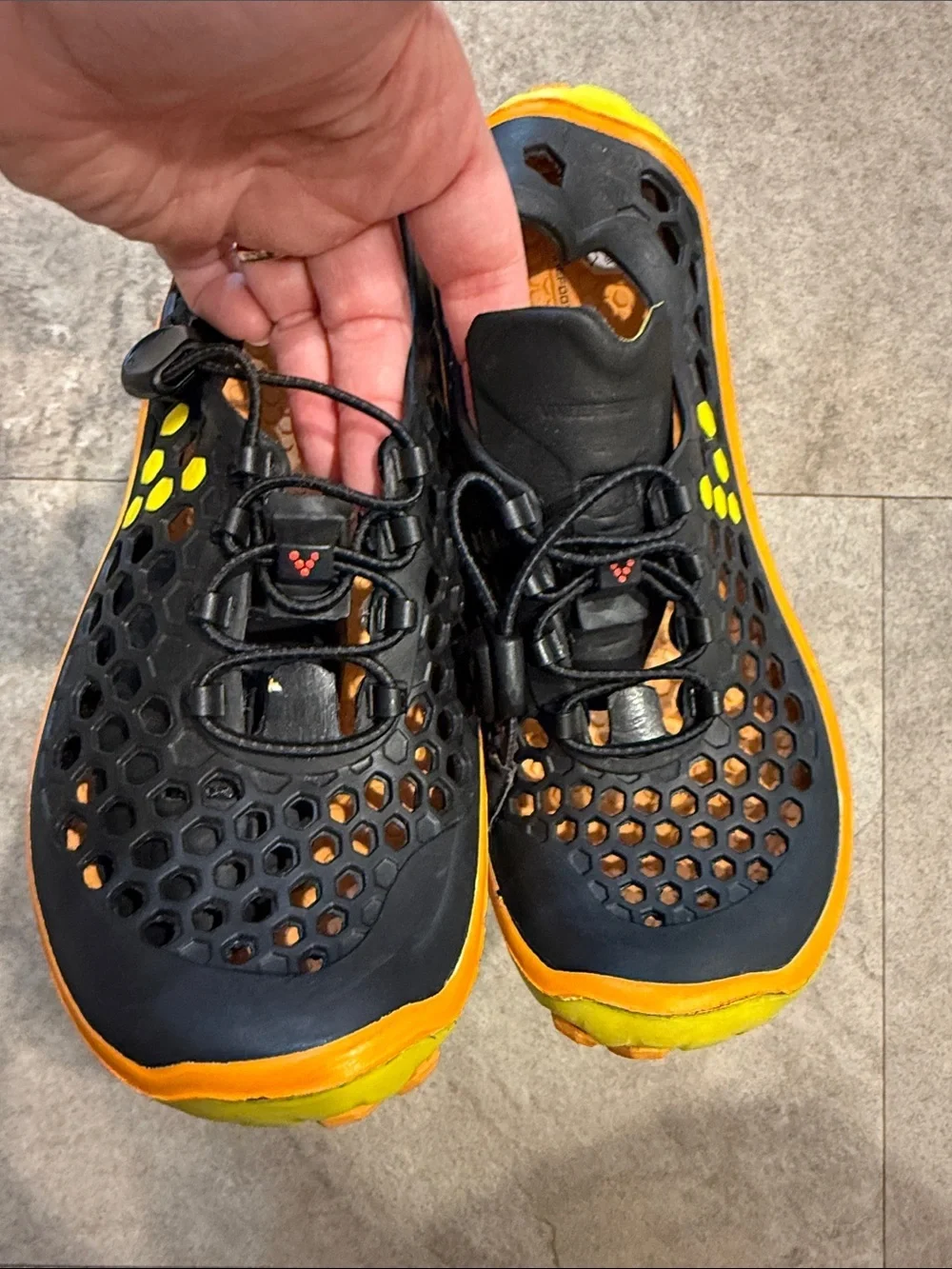 Vivobarefoot Black and Orange Water Shoes with Honeycomb Upper Size 6